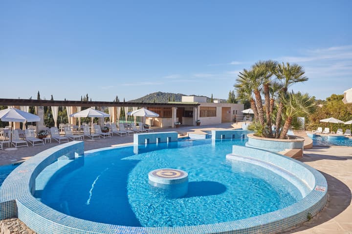 Pula Suites Boutique Resort