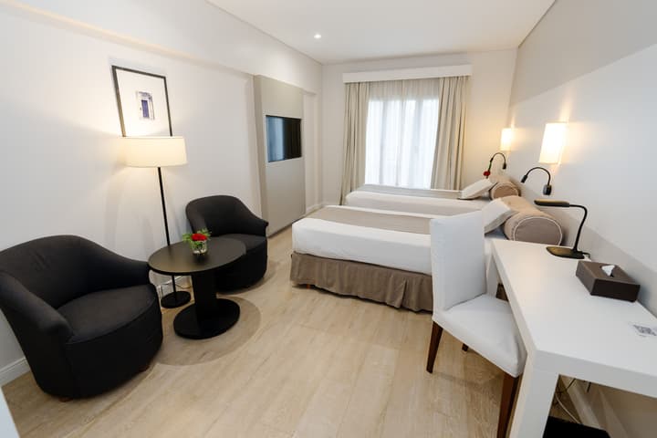 Loi Suites Recoleta Hotel