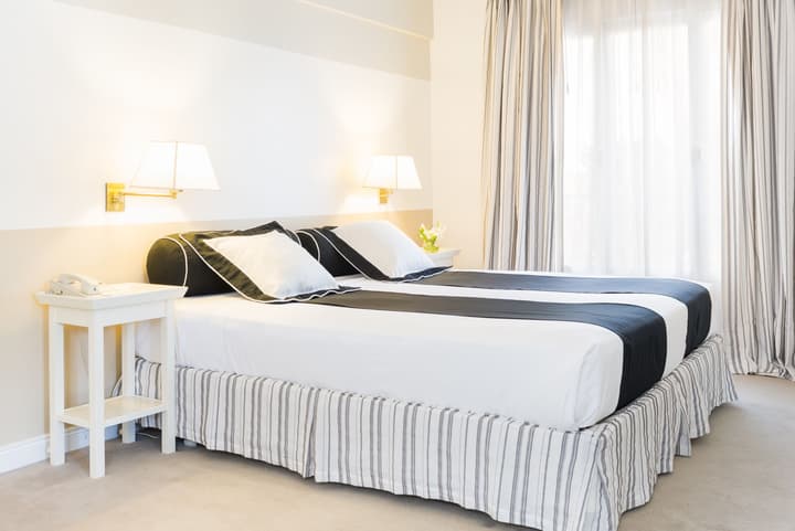 Loi Suites Recoleta Hotel