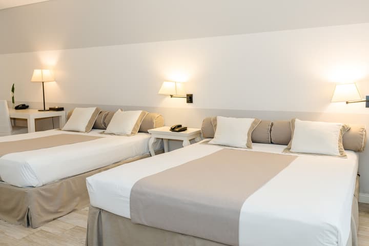 Loi Suites Recoleta Hotel