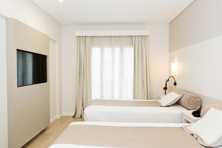 Loi Suites Recoleta Hotel