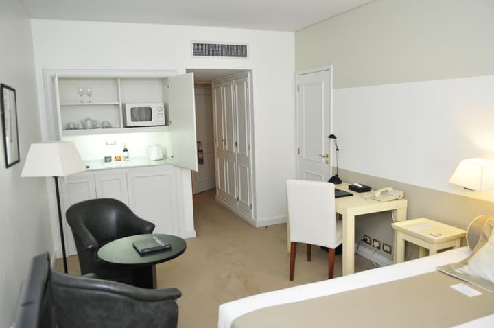 Loi Suites Recoleta Hotel