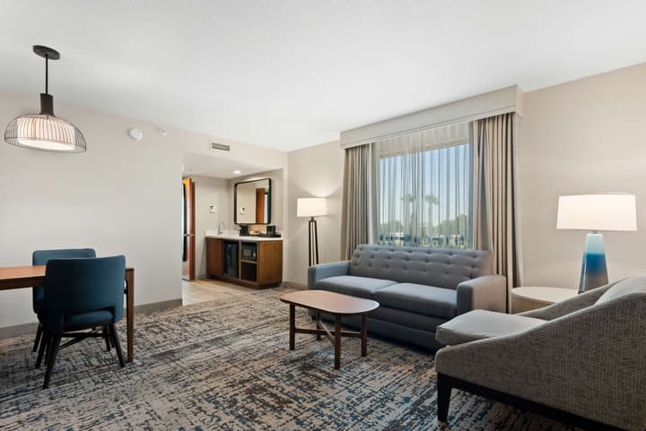 Embassy Suites by Hilton Anaheim South