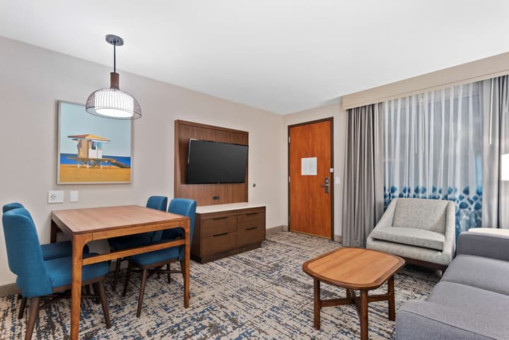 Embassy Suites by Hilton Anaheim South