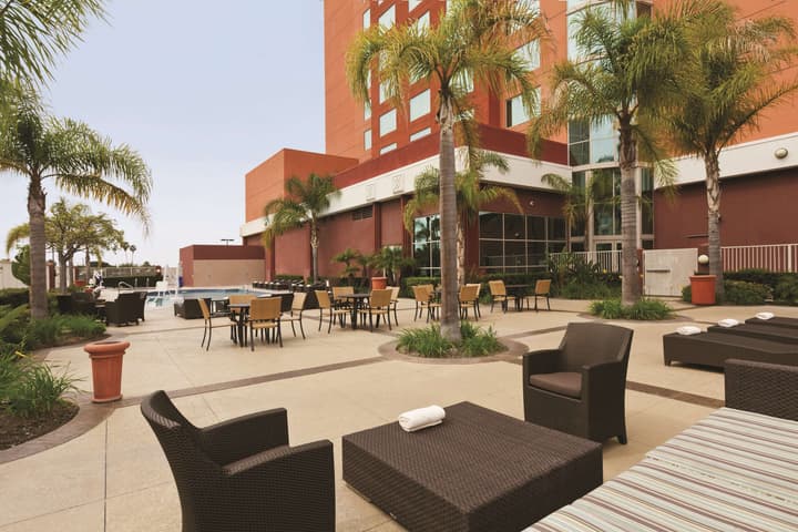 Embassy Suites by Hilton Anaheim South