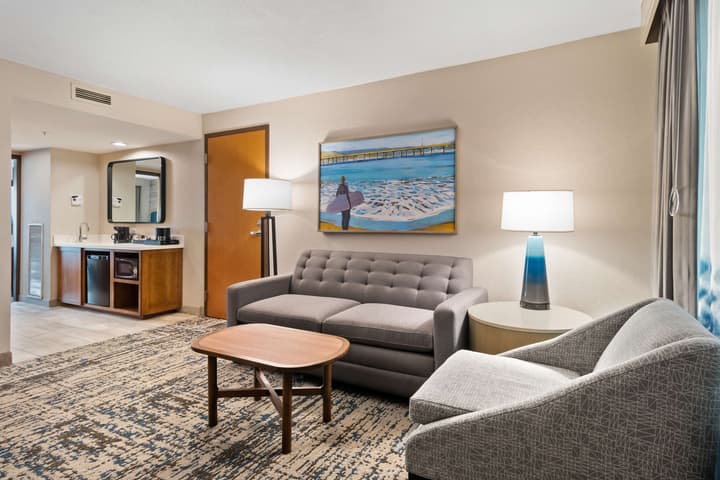 Embassy Suites by Hilton Anaheim South