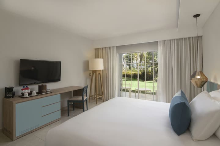 Wyndham Alltra Samana All-Inclusive Resort