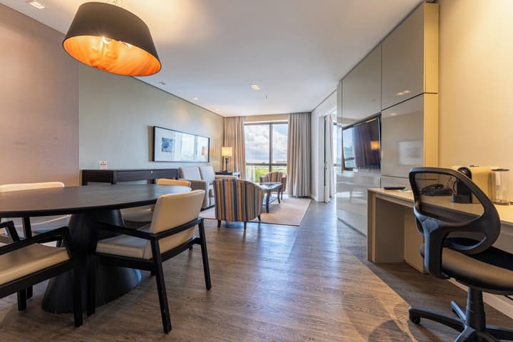 Hotel Deville Prime Porto Alegre