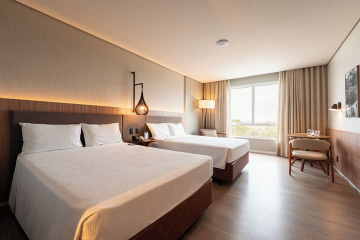 Hotel Deville Prime Porto Alegre