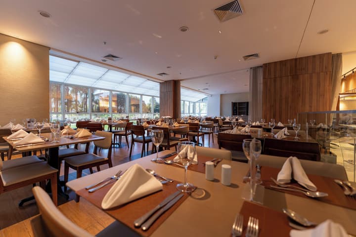 Hotel Deville Prime Porto Alegre