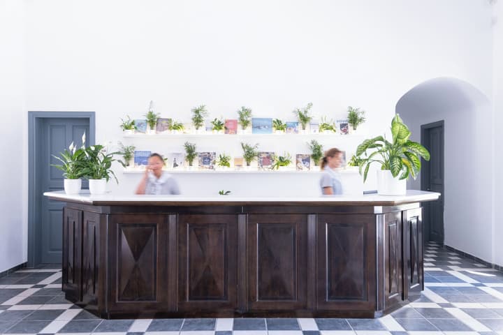 Rosebay Hotel