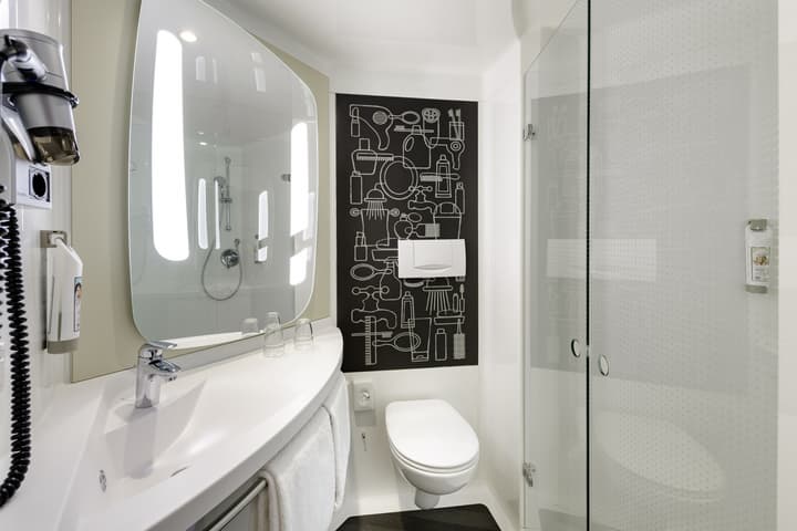Ibis Glasgow City Centre – Sauchiehall St