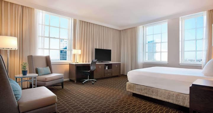 Hilton New Orleans/St. Charles Avenue