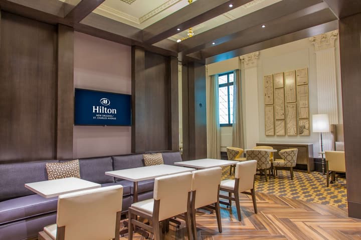 Hilton New Orleans/St. Charles Avenue