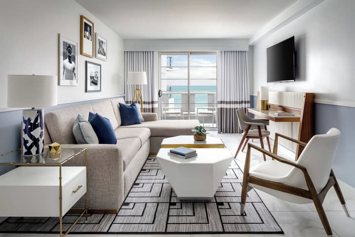 Cadillac Hotel & Beach Club, Autograph Collection