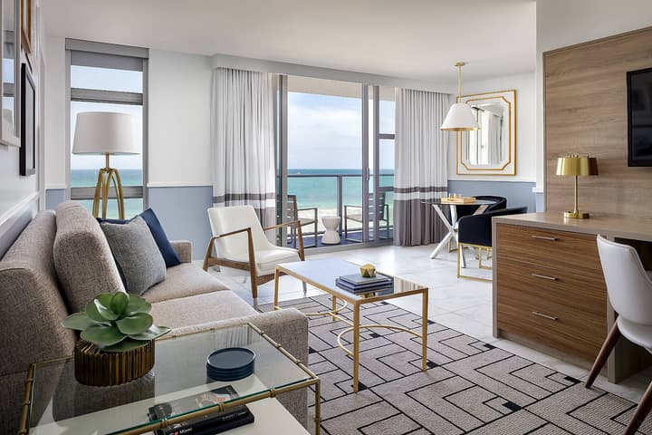 Cadillac Hotel & Beach Club, Autograph Collection