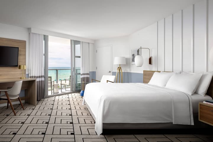 Cadillac Hotel & Beach Club, Autograph Collection