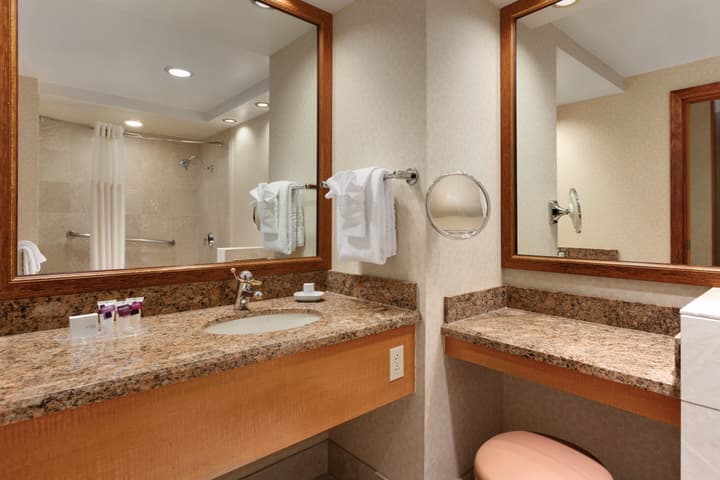 Harrah's Lake Tahoe Hotel & Casino – A Caesars Rewards Destination