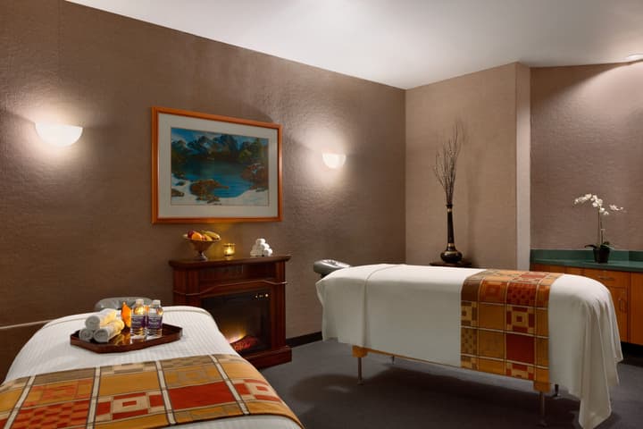 Harrah's Lake Tahoe Hotel & Casino – A Caesars Rewards Destination