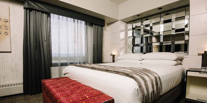 Harrah's Lake Tahoe Hotel & Casino – A Caesars Rewards Destination