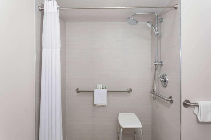Travelodge by Wyndham Orlando Lake Buena Vista South