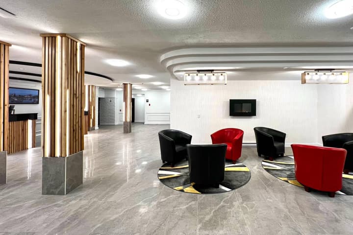 The Vic, an Ascend Collection Hotel