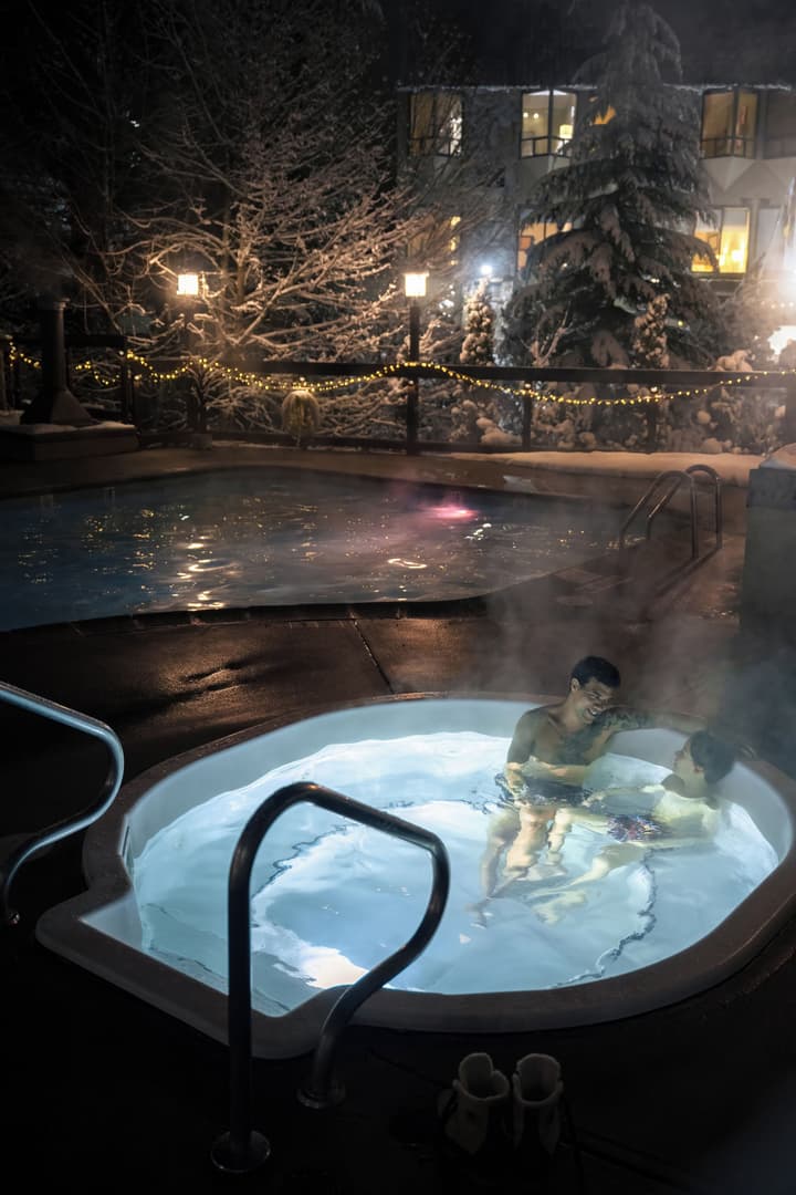 Whistler Village Inn And Suites