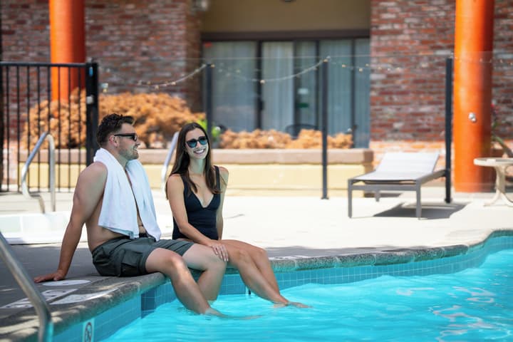 Whistler Village Inn And Suites