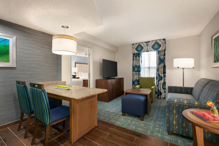 Homewood Suites by Hilton - Fort Myers