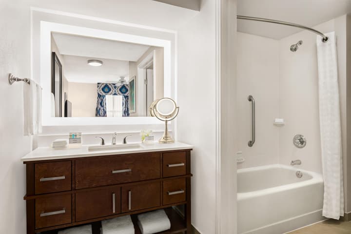 Homewood Suites by Hilton - Fort Myers