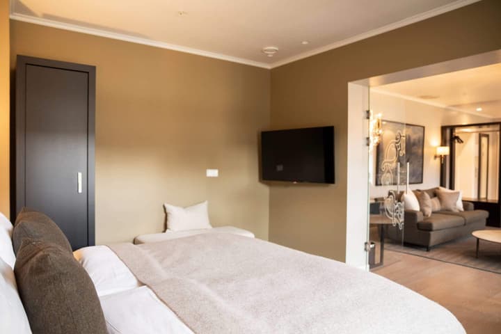 Home Hotel Hammer
