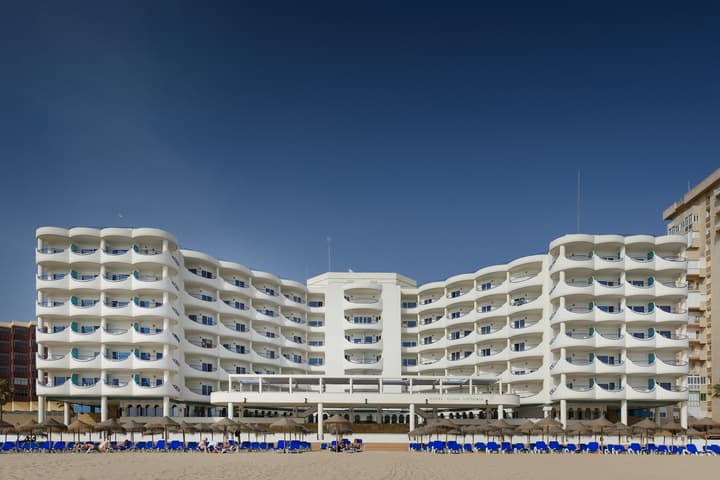 Hotel Playa Victoria