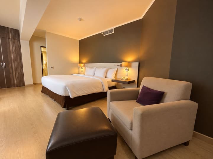 Sol de Oro Hotel & Suites