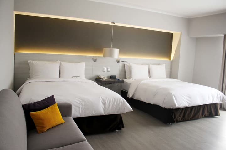 Sol de Oro Hotel & Suites