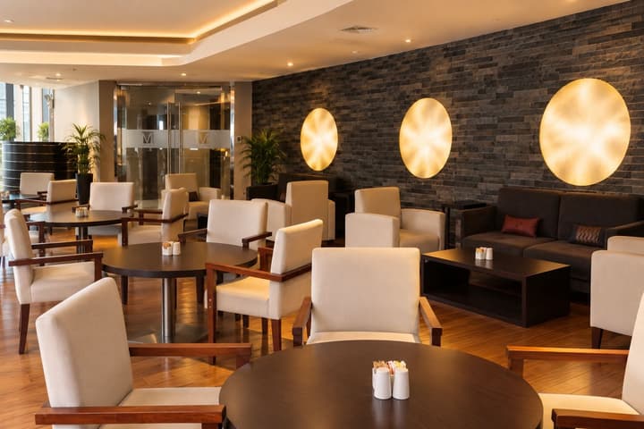Sol de Oro Hotel & Suites