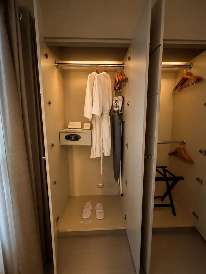 Sol de Oro Hotel & Suites