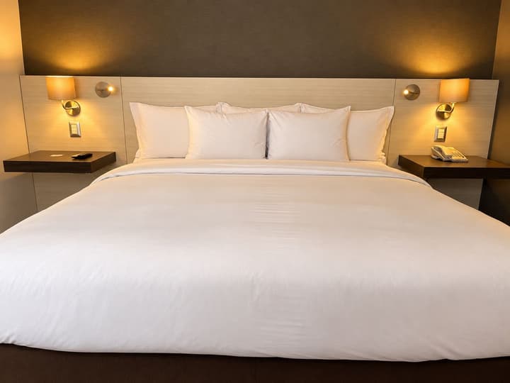 Sol de Oro Hotel & Suites