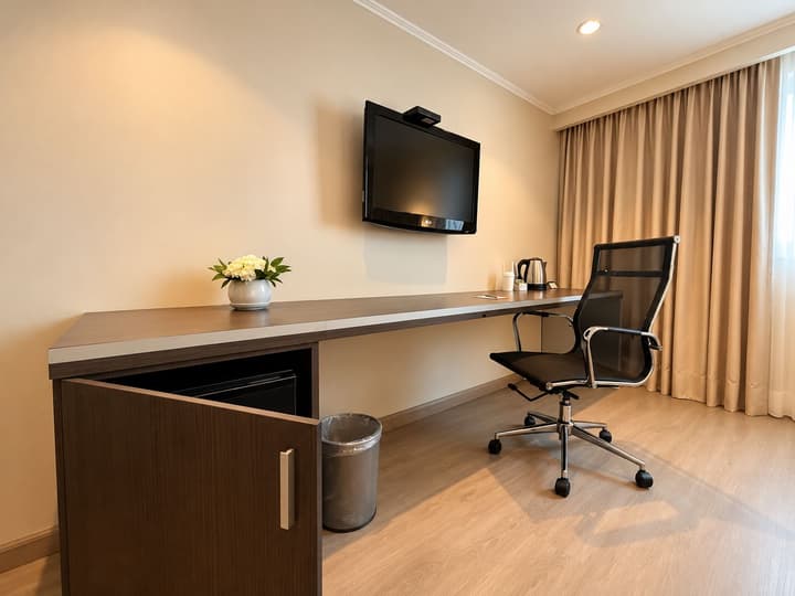 Sol de Oro Hotel & Suites