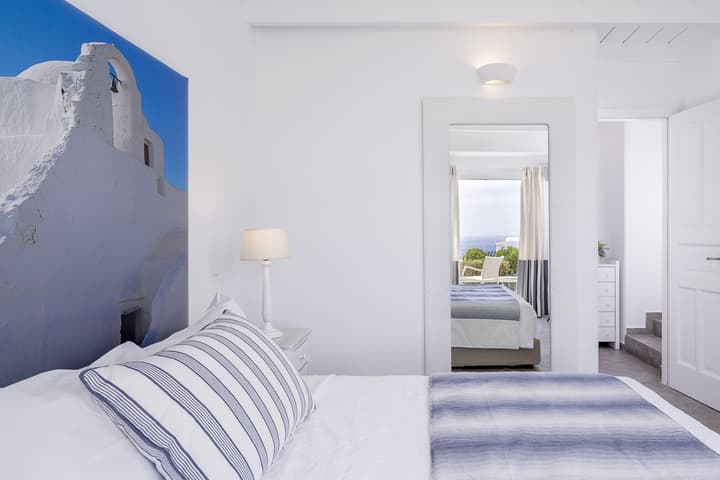 Archipelagos Hotel