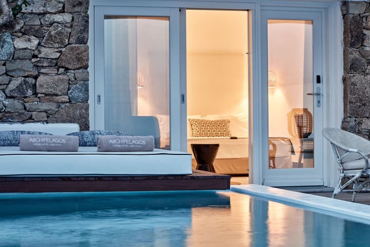 Archipelagos Hotel