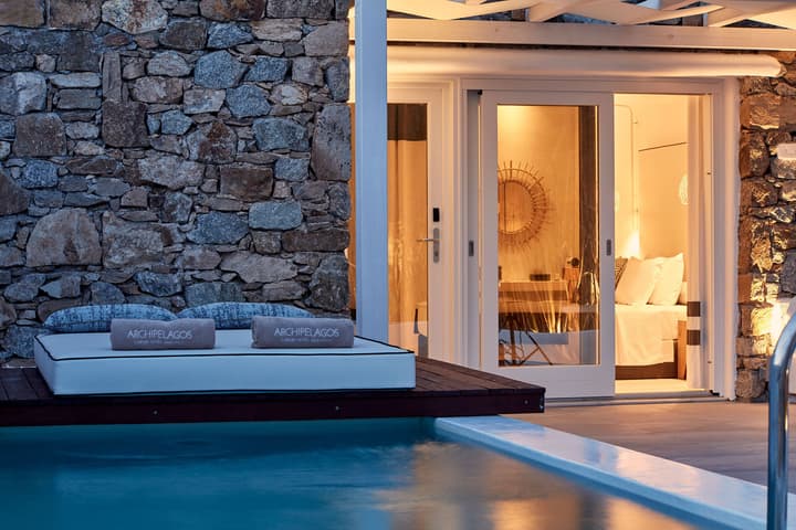 Archipelagos Hotel