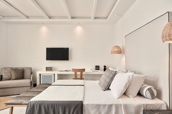 Archipelagos Hotel