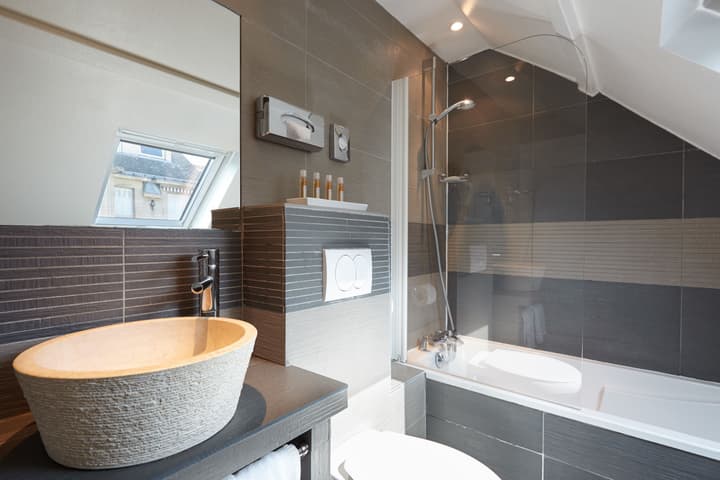 Le 46 Hotel