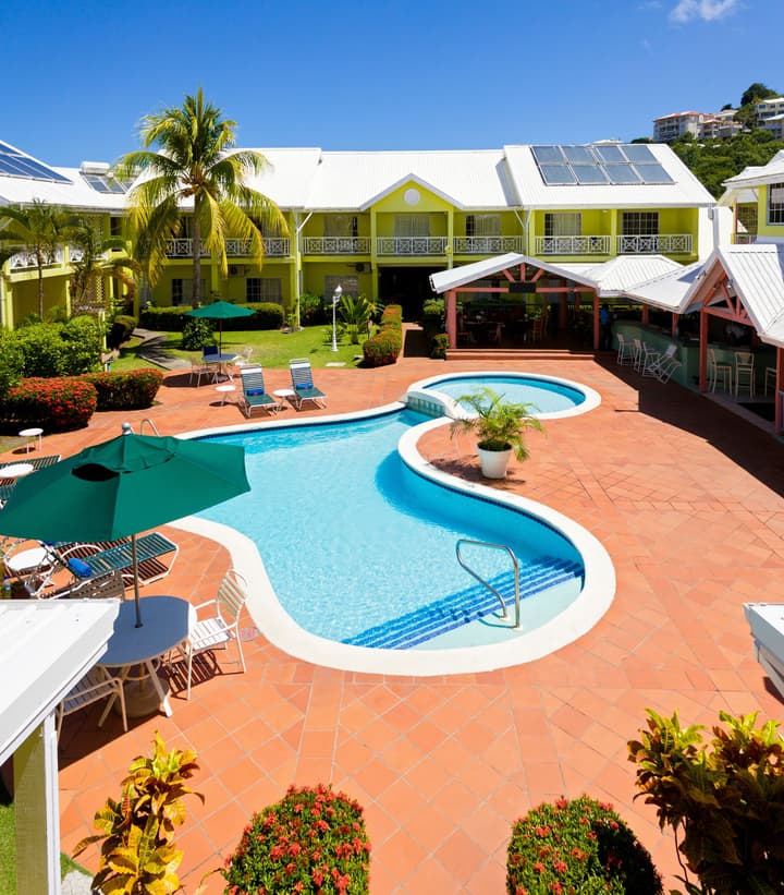Bay Gardens Hotel