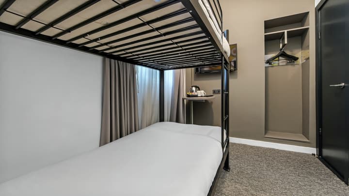 Heeton Concept Hotel Kensington