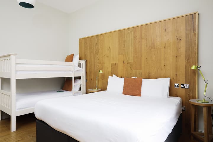 Cairn Hotel
