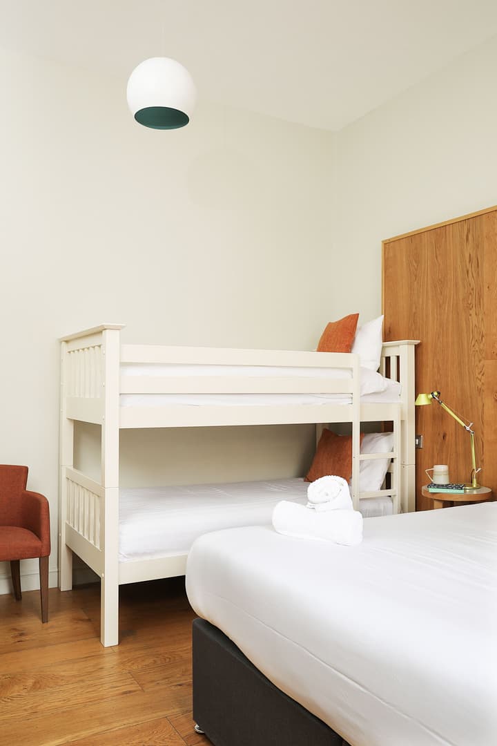 Cairn Hotel