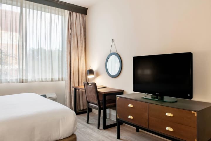 St Charles Coach House, an Ascend Collection Hotel