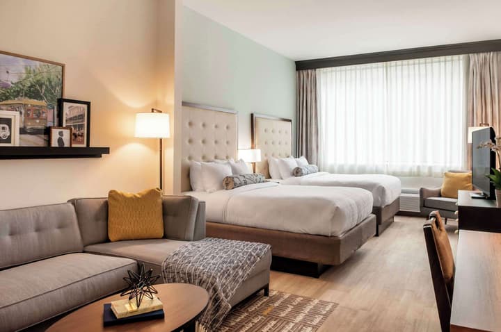 St Charles Coach House, an Ascend Collection Hotel