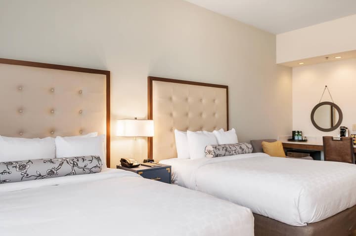 St Charles Coach House, an Ascend Collection Hotel